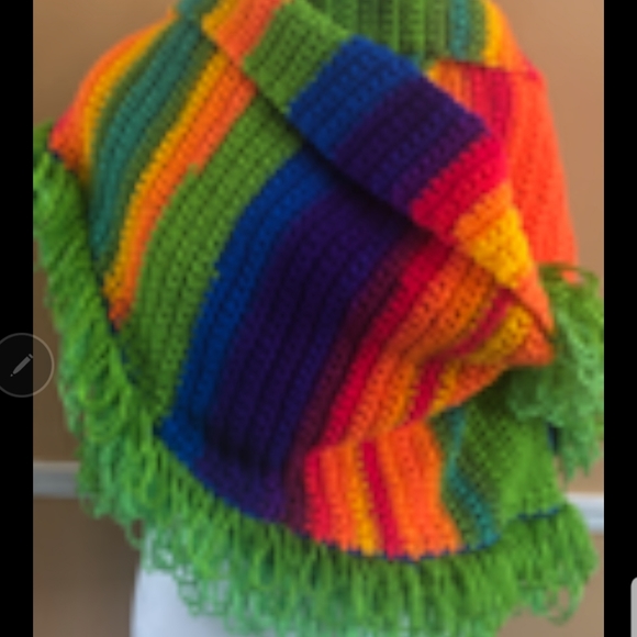 crochet shawl - Picture 3 of 4